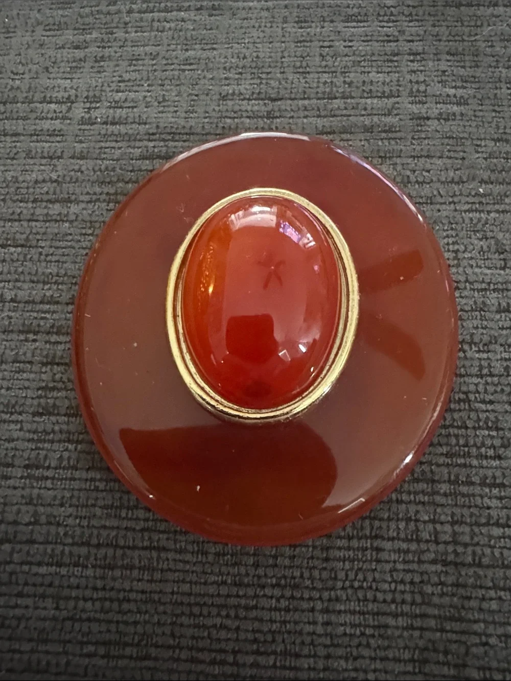 Vintage Modernist Oval Amber Lucite & Gold Tone Cabochon Statement Brooch